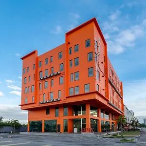 Brix Klia By Pinetree 2*, Sepang Malaysia